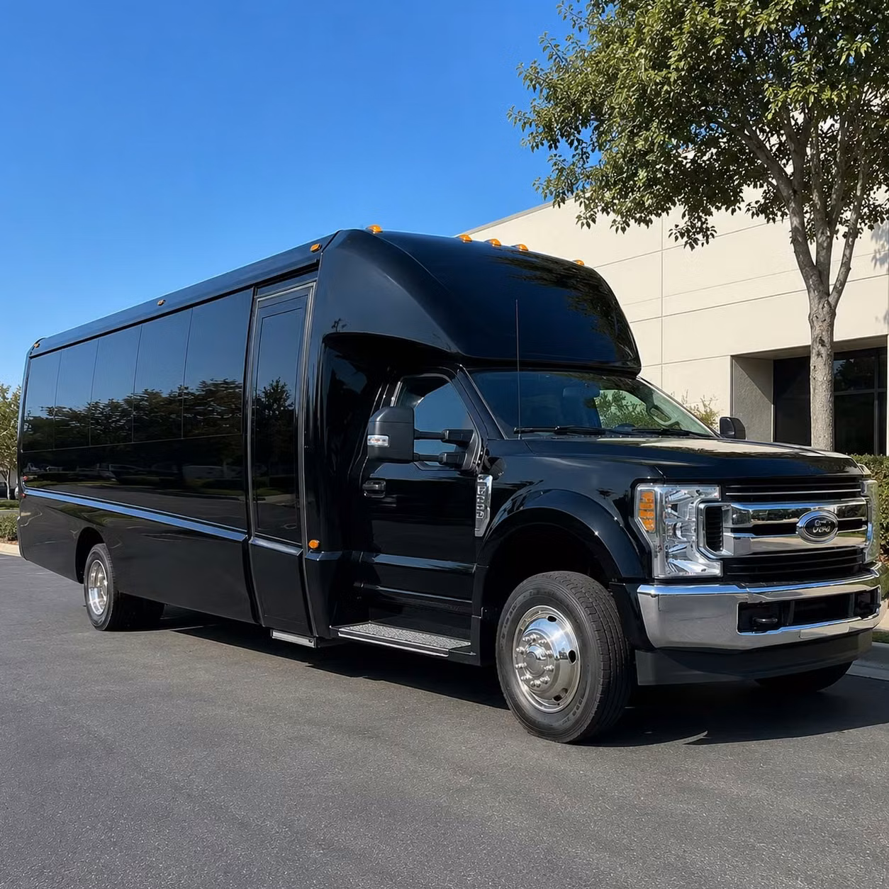 15 passenger minibus