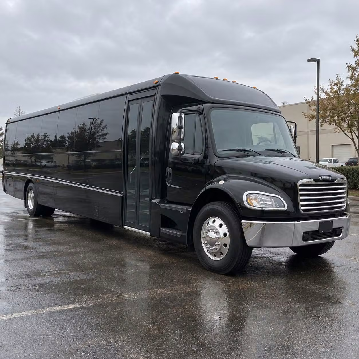 25 passenger minibus